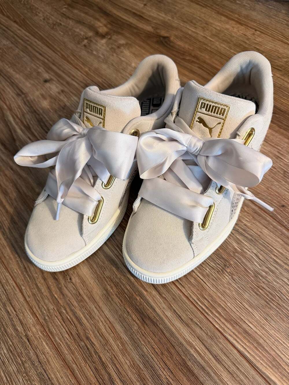 Puma Suede Heart Snake Lux Women's Sneakers in Whisper White, Size 8 Style 36994